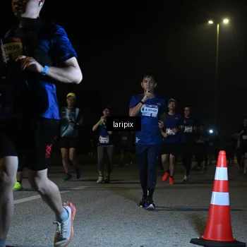 Runner Photo 7570117