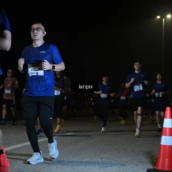 Runner Photo 7570136