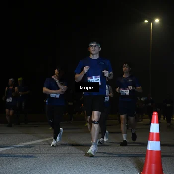 Runner Photo 7570140