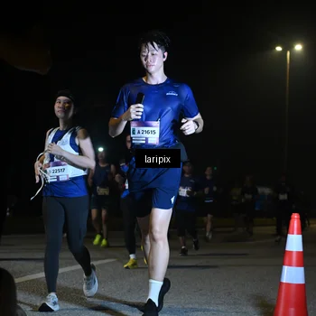 Runner Photo 7570160