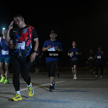Runner Photo 7570165