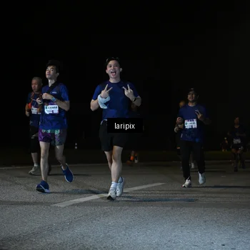 Runner Photo 7570172