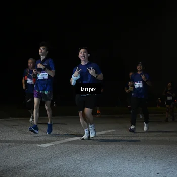 Runner Photo 7570176