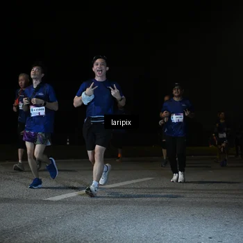 Runner Photo 7570177