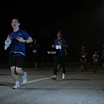 Runner Photo 7570179