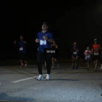 Runner Photo 7570189