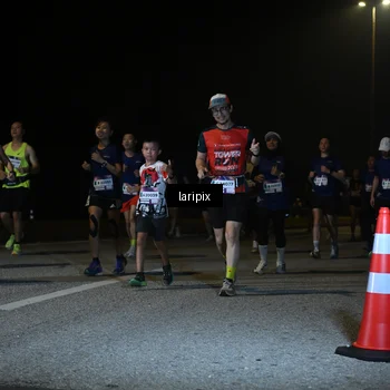Runner Photo 7570190