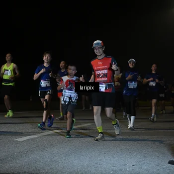 Runner Photo 7570197