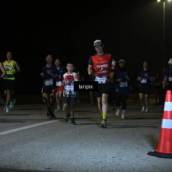 Runner Photo 7570198