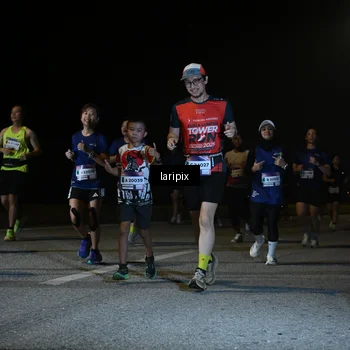 Runner Photo 7570200