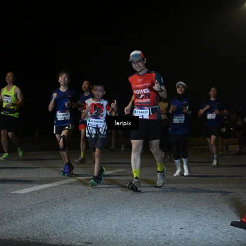 Runner Photo 7570204