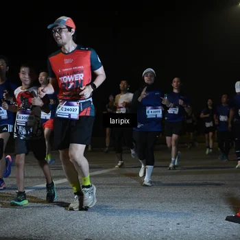 Runner Photo 7570211