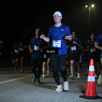 Runner Photo 7570232