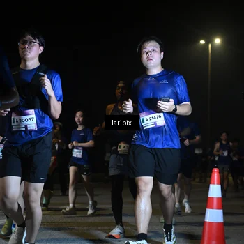 Runner Photo 7570237
