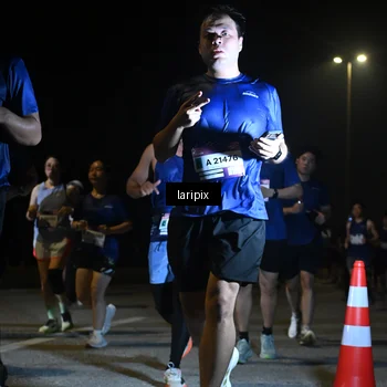 Runner Photo 7570242