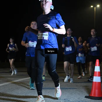 Runner Photo 7570245