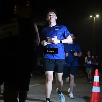 Runner Photo 7570248