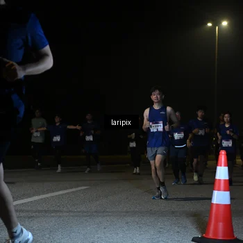 Runner Photo 7570257