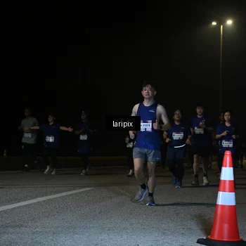 Runner Photo 7570260