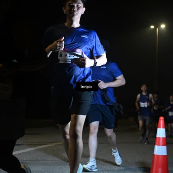 Runner Photo 7570261