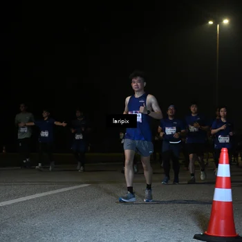Runner Photo 7570263
