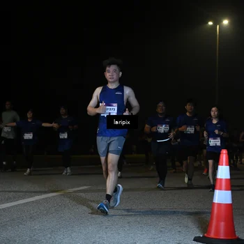Runner Photo 7570264