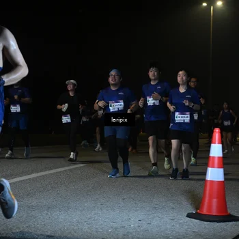Runner Photo 7570275