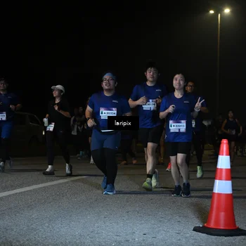 Runner Photo 7570279