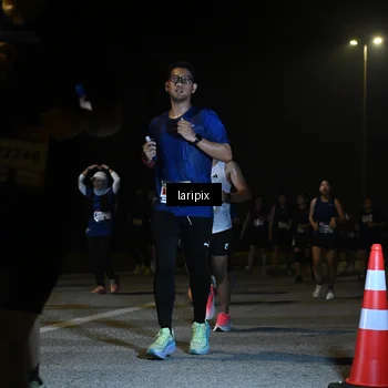 Runner Photo 7570290
