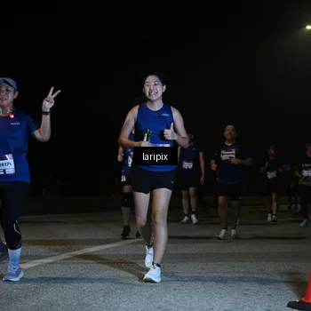 Runner Photo 7570302