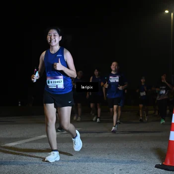 Runner Photo 7570305