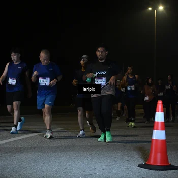 Runner Photo 7570319