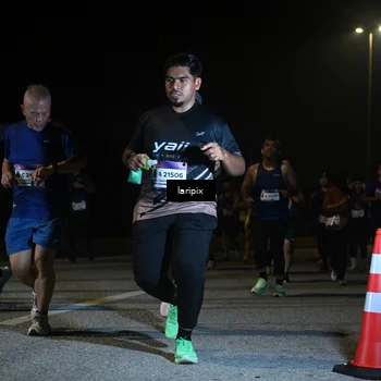Runner Photo 7570325