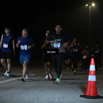 Runner Photo 7570334