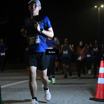 Runner Photo 7570337