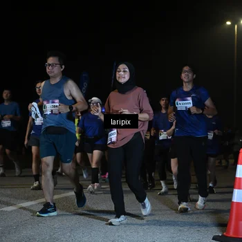Runner Photo 7570340