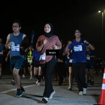 Runner Photo 7570341