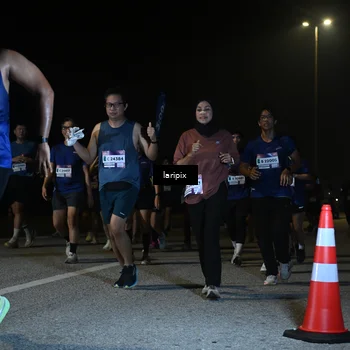 Runner Photo 7570344