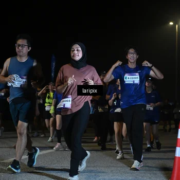 Runner Photo 7570345