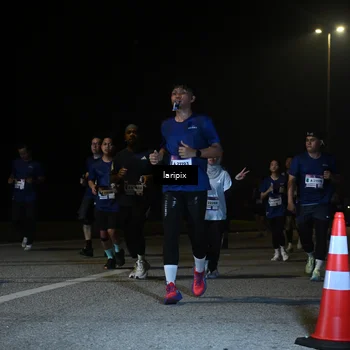 Runner Photo 7570368