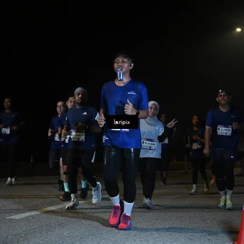 Runner Photo 7570376