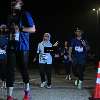 Runner Photo 7570377