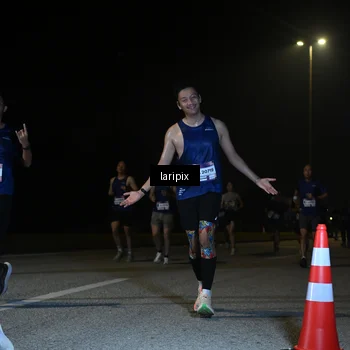 Runner Photo 7570390