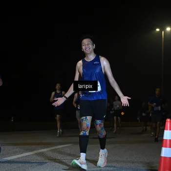 Runner Photo 7570394