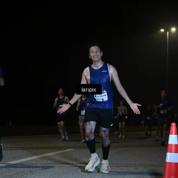 Runner Photo 7570399