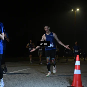 Runner Photo 7570401