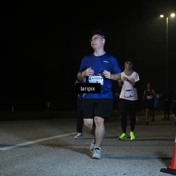 Runner Photo 7570420
