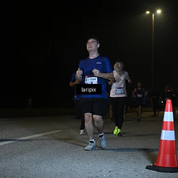 Runner Photo 7570421
