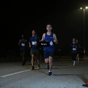 Runner Photo 7570432