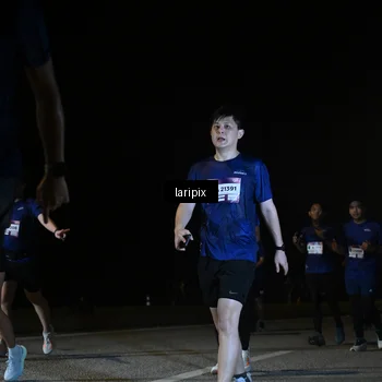 Runner Photo 7570460